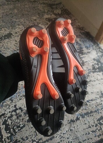 37 Beden Nike Krampon 37 no