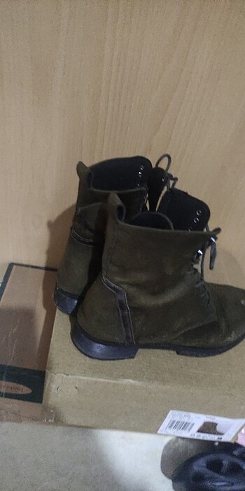 Zara Haki postal bot
