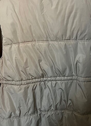 Stradivarius şisme bej renk yelek - Görsel 3