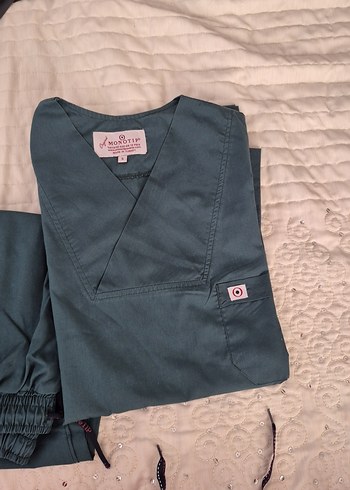 s Beden yeşil monatıp hemşire forma scrub