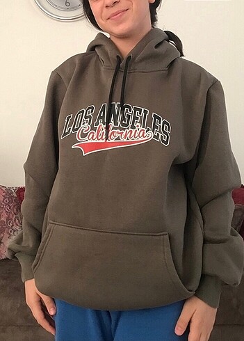 Sweatshirt
