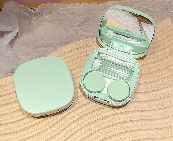 Lens kutusu