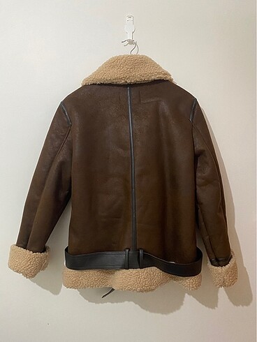 l Beden Stradivarius çift taraflı kürklü biker mont
