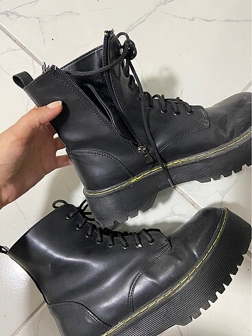 Kadın siyah bot 39 numara