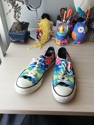 Çok Renkli Converse