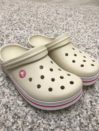 Crocs Ürün yeni 1 kez ev içinde giyildi küçük geldi 