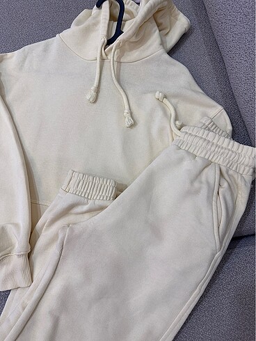 Pull and Bear Sadece 1 kez giyildi