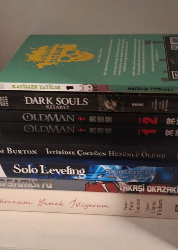  Beden Karışık Çizgi Roman ve Manga