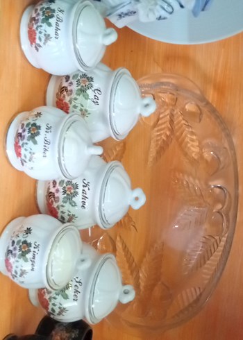  Beden Beyaz Çiçek Desenli Baharatlık Seti