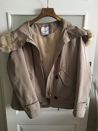 mango kürk kapşonlu parka