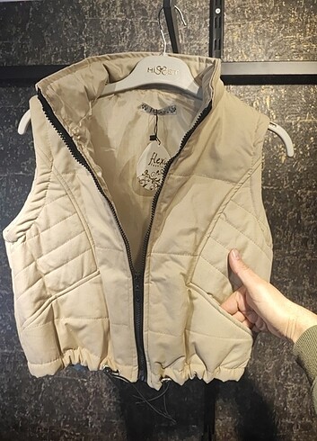 Zara Crop yelek
