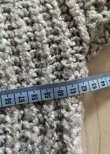 gri boğazlı örme kazak - Görsel 3