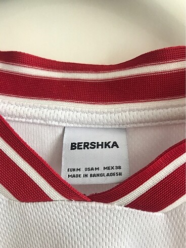 BERSHKA FORMA TİŞÖRT