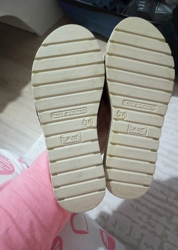 Gri Yılan Desenli Kadın Terlik - Görsel 3