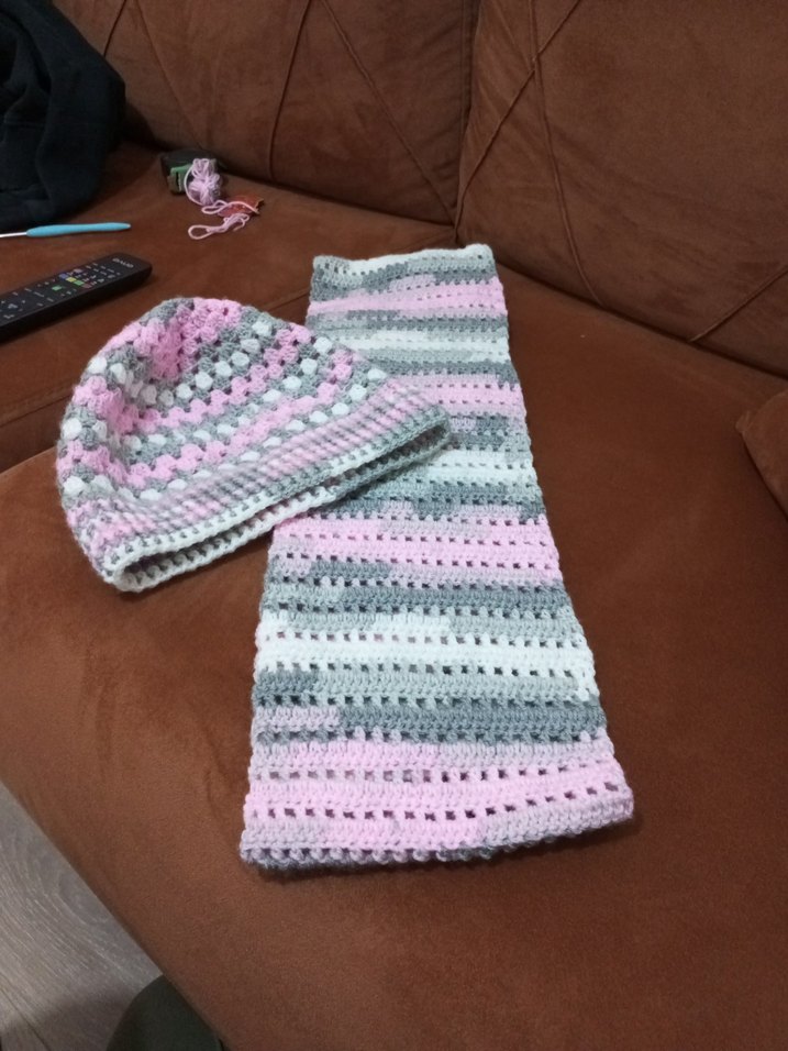 Örgü Bere ve Atkı Seti - Görsel 4