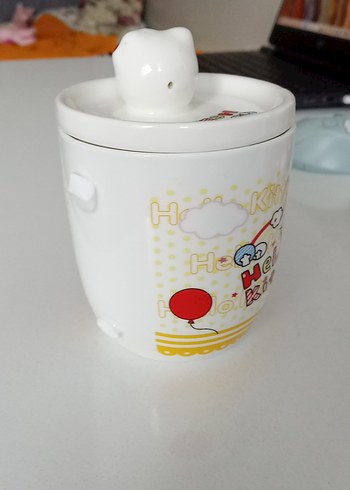 Hello Kitty Kapaklı Seramik Kupa - Görsel 3