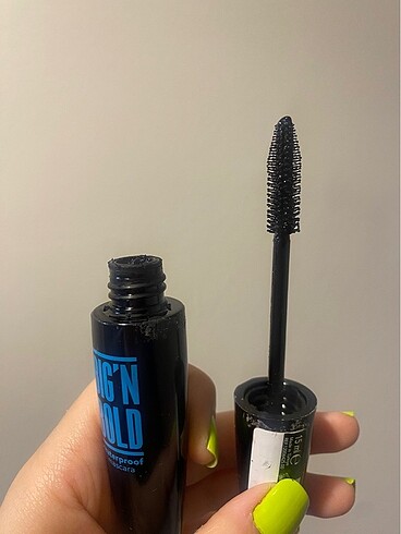 Beden Flormar Big'n Bold Maskara
