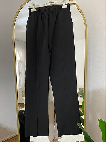 Beli lastikli sıfır pantalon