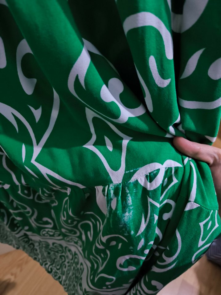 Yeşil Desenli  Uzun Elbise - Görsel 3