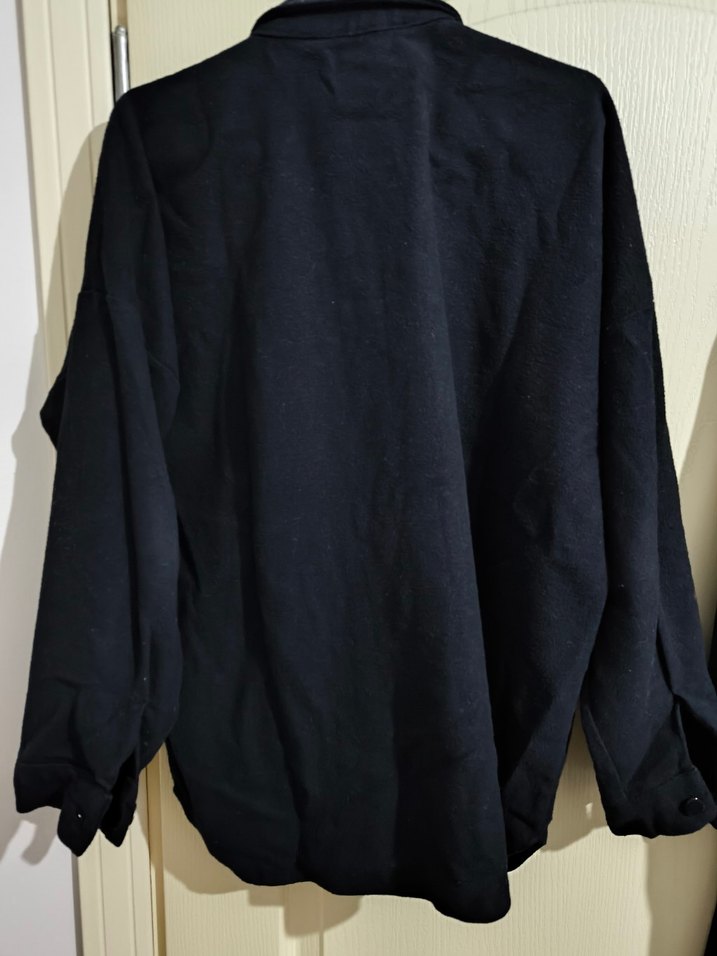 Düğmeli Siyah Midi Kadın Ceket - Görsel 2