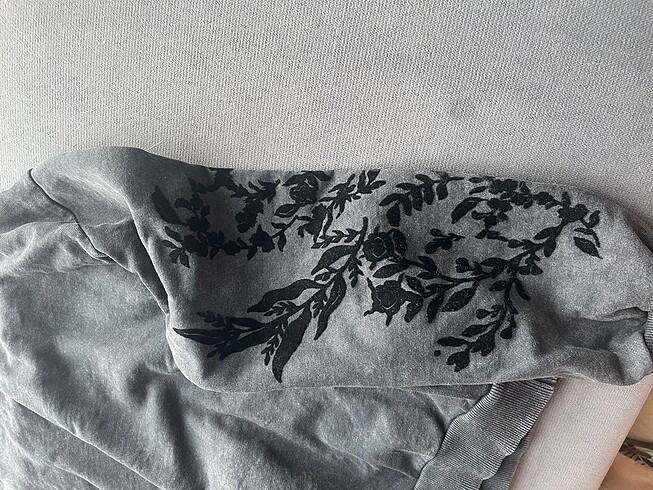 xs Beden gri Renk Kolları kadife desenli triko