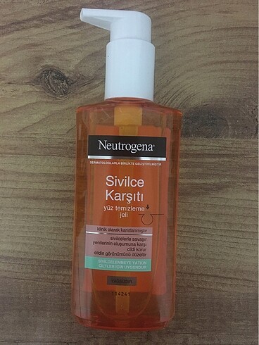 Neutrogena yüz yıkama jeli