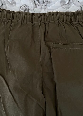 Bershka haki paraşüt pantolon - Görsel 3