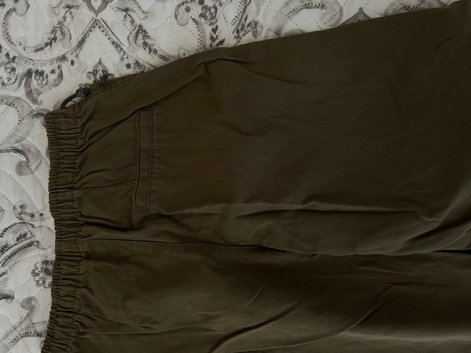 Bershka haki paraşüt pantolon - Görsel 4