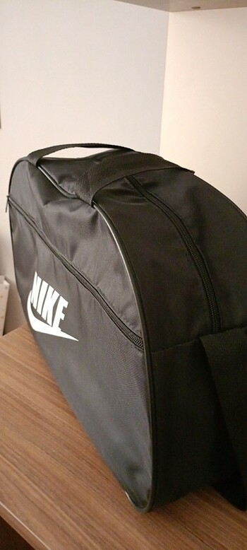  Beden Nike spor çantası 