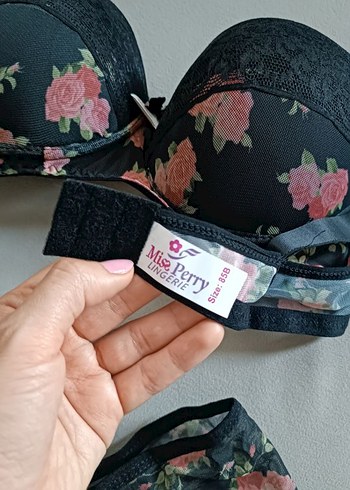 Koyu Pembe Çiçekli Vintage Goth Sütyen Takımı - Görsel 4