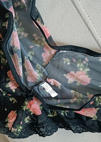 Koyu Pembe Çiçekli Vintage Goth Sütyen Takımı - Görsel 5