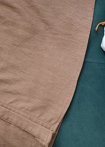 Nakışlı kahverengi düğmeli uzun kadife Elbise - Görsel 5