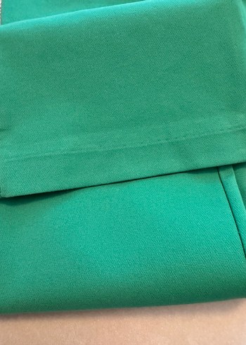 Zara Yeşil Midi Kumaş Kadın Pantolon - Görsel 3