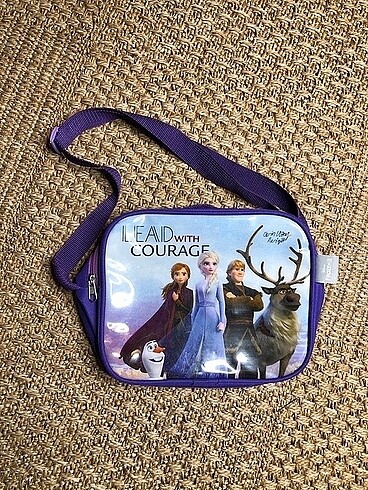 Frozen kız çocuk beslenme çantası