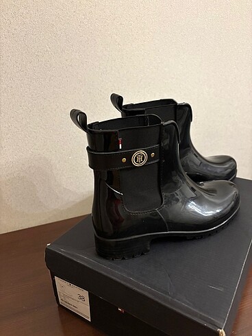 Tommy Hılfıger