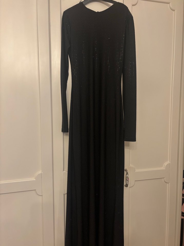 Siyah Uzun V Yaka Drapeli Kadın Elbise - Görsel 2