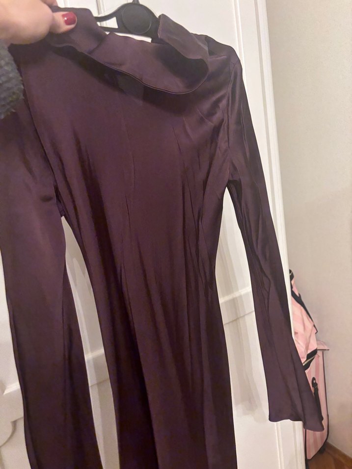 Uzun Mor Gotik Kadın Elbise - Görsel 3