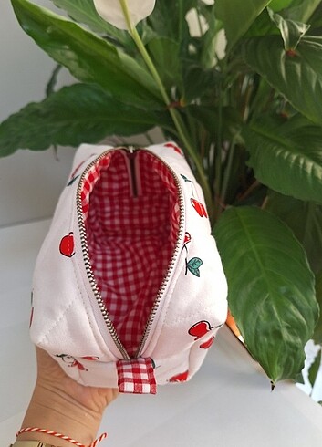 Diğer Makyaj çantası