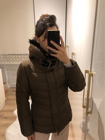 Zara mont