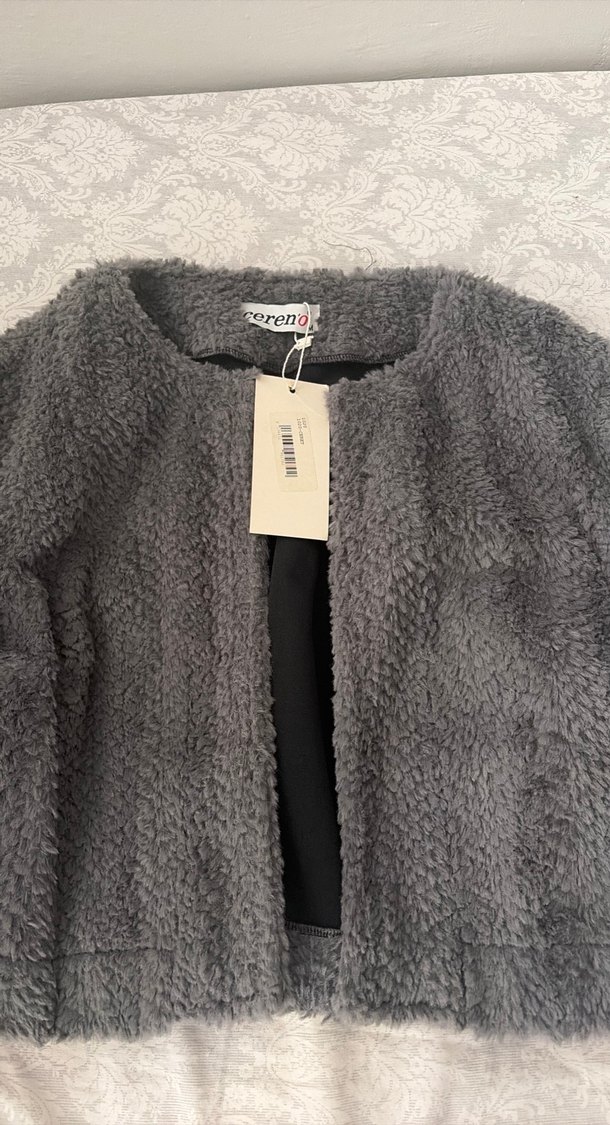 Gri Peluş Kısa Hırka — görsel 2/5