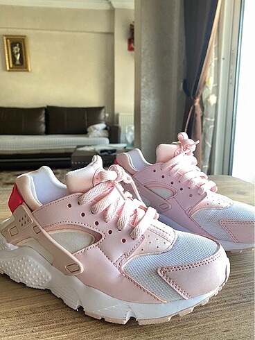Nike air huarache 37.5