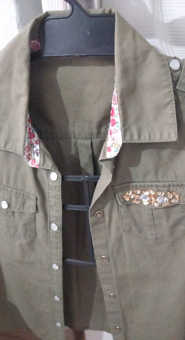 Kız Çocuk Haki Düğmeli Ceket - Görsel 2