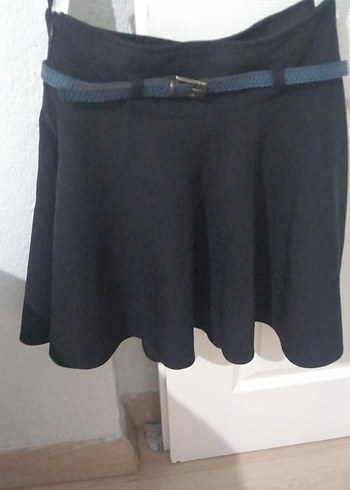 Kemer Detaylı Siyah Midi Mini Etek - Görsel 2