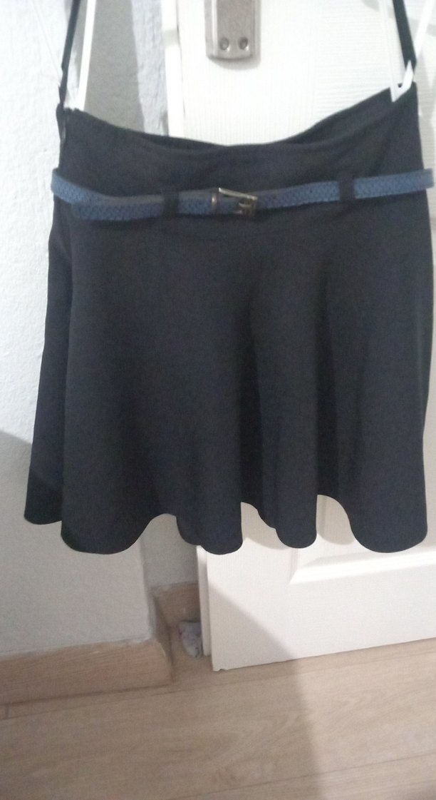 Kemer Detaylı Siyah Midi Mini Etek - Görsel 2