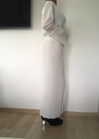 Diğer Uzun Beyaz Kadın Sabahlık
