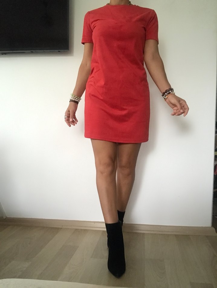 Kırmızı Süet Elbise - Görsel 3