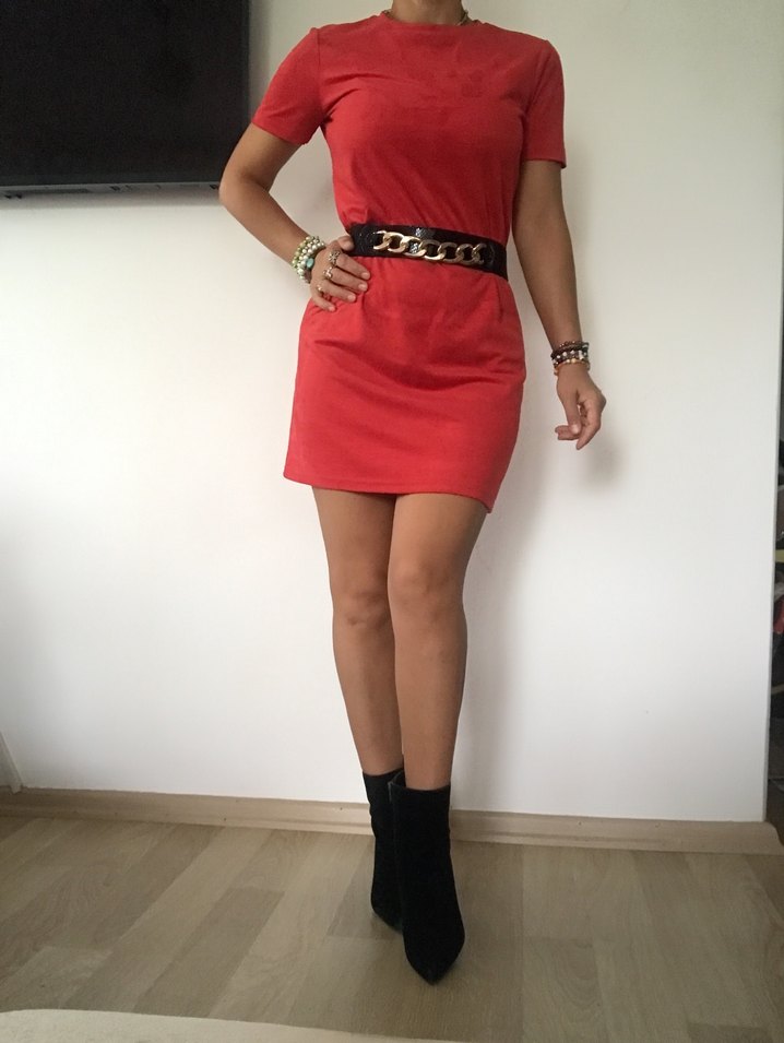 Kırmızı Süet Elbise - Görsel 4