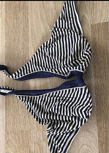 44 Beden Bikini