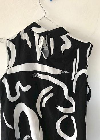 Siyah Beyaz Kolsuz Ofis Model Elbise - Görsel 11