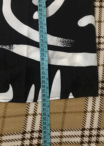 Siyah Beyaz Kolsuz Ofis Model Elbise - Görsel 14